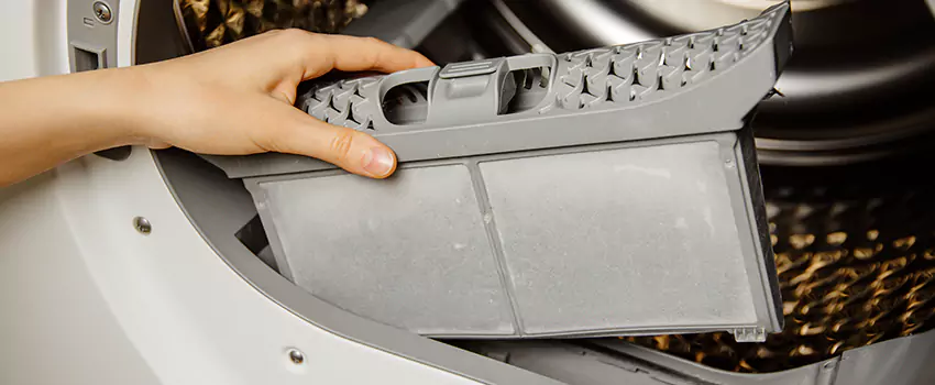 Signs Of A Clogged Dryer Lint Trap in Castle Rock, Colorado